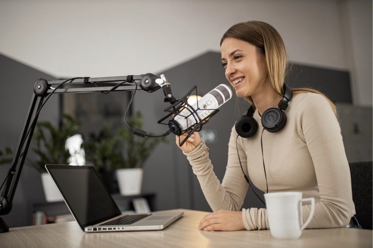 Guest Post: Amplify Authority to Grow Your Business with Podcasts